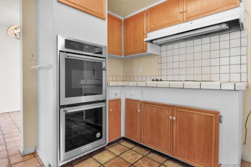 8970 Ferguson Way, San Diego CA  92119-2108 exterior