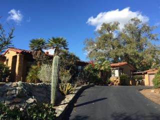1402 Park Hill Ln, Escondido, CA 92025-5236