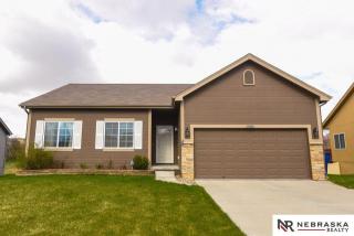 10606 27th St, Bellevue NE  68123-4470 exterior
