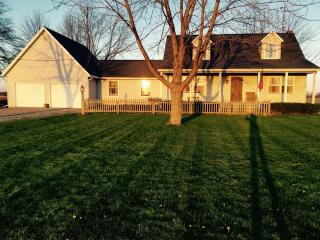 7244 Tom Fett Rd, Bluffton, OH 45817-9708