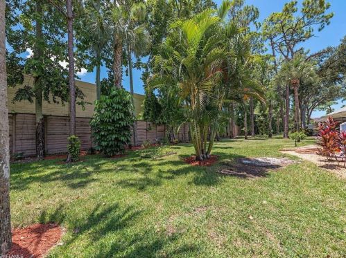 1419 Monarch Cir, Naples FL  34116-6617 exterior