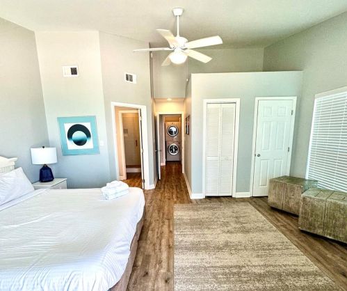 1804 Gulf Bch Dr, Saint George Island FL  32328-2827 exterior