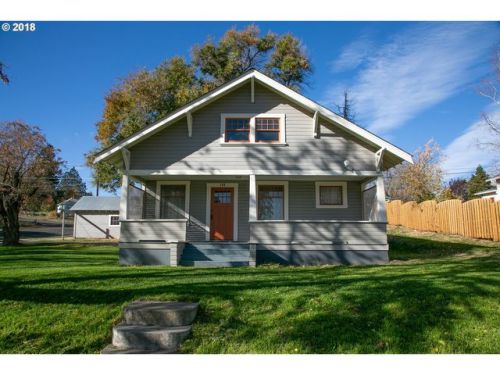 108 Court St, Moro OR  97039-3062 exterior