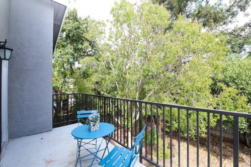 118 Oakmeade Ct, Vacaville CA exterior