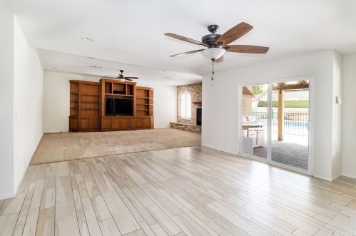 1754 Somerset Ln, Redlands CA  92374-5561 exterior