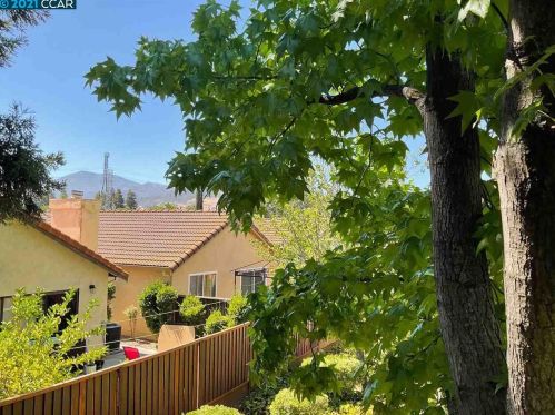 1571 Schenone Ct, Concord CA  94521-8200 exterior