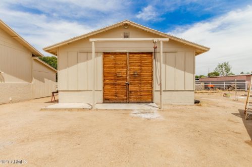 3623 Yorkshire Dr, Glendale AZ  85308-2335 exterior