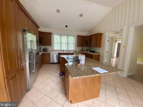 7 Canter Dr, Newtown Square, PA 19073-2929