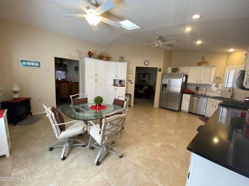 9789 Camino Vado, Tucson, AZ 85742-9279