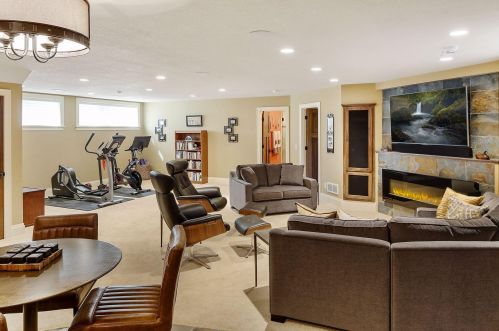 3810 Upton Ave, Minneapolis MN 55410-1239 exterior