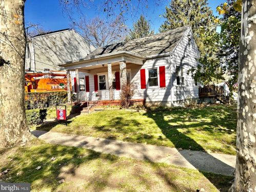 2264 Horner Ave, Camden, NJ 08110-1717