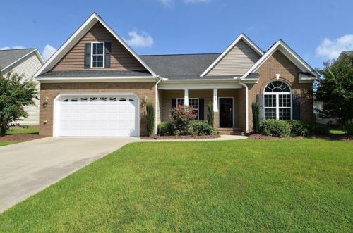 820 Mill Creek Dr, Greenville, NC 27834-7919