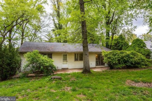 641 Dreshertown Rd, Dresher PA  19025 exterior