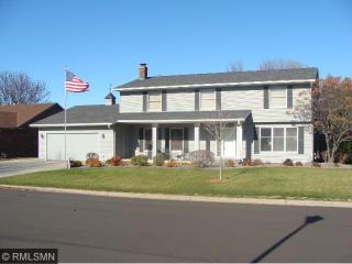1450 21st St, Hastings, MN 55033-3246