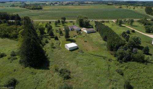 1748 30th Ave, Hammond WI  54015-5215 exterior