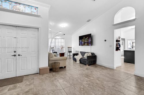 19712 88th Ave, Hialeah, FL 33018-6261