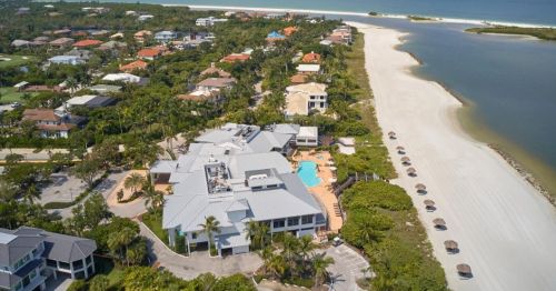 350 Gumbo Limbo Ln, Marco Island FL  34145-1865 exterior