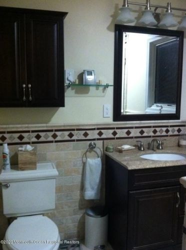 110 Tower Hill Dr, Tinton Falls NJ  07701-2416 exterior