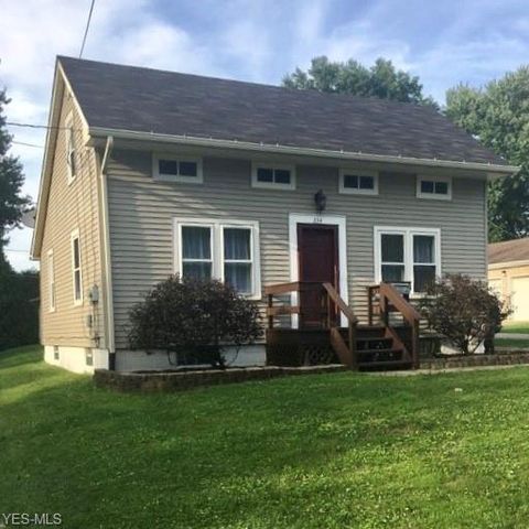 334 Quincy Ave, Columbiana, OH 44408-1438