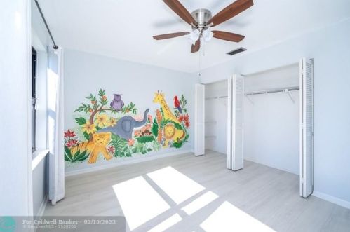 175 Executive Cir, Boynton Beach FL  33436-1835 exterior