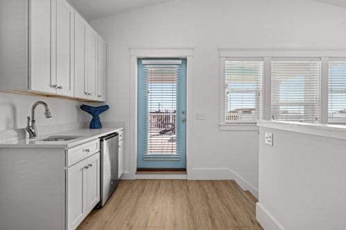 200 Pne Ave, Saint George Island FL  32328-2805 exterior