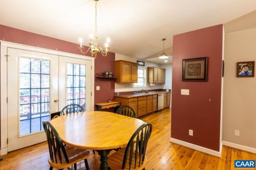 11 Shiloh Ct, Bybee VA  22963-3217 exterior