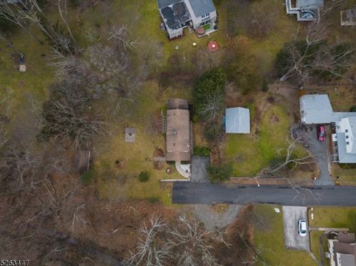 83 Voit Ave, Lincoln Park NJ  07035-1039 exterior
