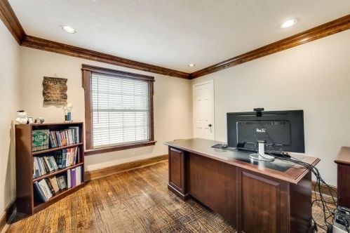 9427 Vis Cir, Irving TX  75063-5064 exterior