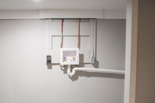 51 Zipporah St, North Providence RI  02911-2203 exterior