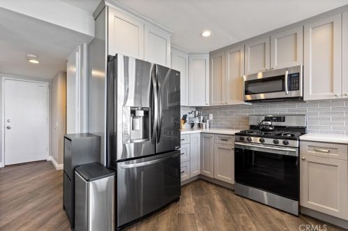 144 Glendora Ave, Covina CA 91724-2526 exterior