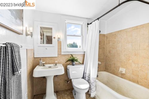 2400 Eunice St, Berkeley CA  94708-1645 exterior