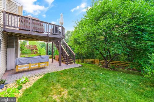 10056 Naughton Ct, Bristow VA  20136-3068 exterior