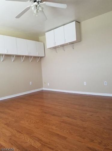 603 Maple Hill Dr, Woodbridge NJ  07095-4107 exterior