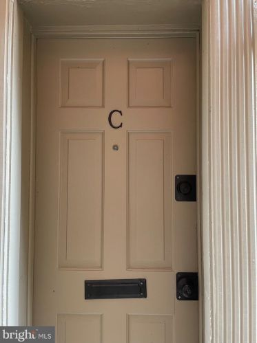 623 American St, Philadelphia PA  19147-2303 exterior