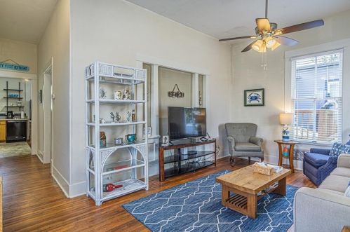 1416 13th St, Galveston TX  77550-8206 exterior