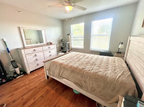 419 Villa Cir, Boynton Beach FL  33435-8911 exterior