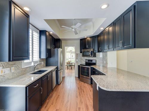 4264 Montalvo Ct, Naples, FL 34109-3335