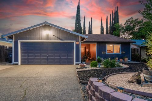 8029 Peppertree Way, Citrus Heights, CA 95621-1025