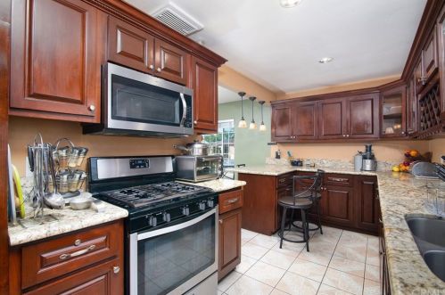 10109 Rosewood Ave, South Gate CA  90280-6461 exterior