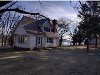 518 South Lake St, Hancock WI  54943-8104 exterior