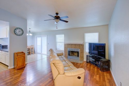 2137 Laredo Ln, Riverbank, CA 95367-9601