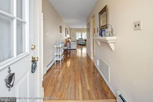 10 Lowell Ct, Bricktown NJ  08724-2423 exterior