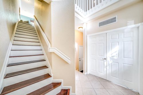 2850 Oasis Dr, Boynton Beach FL  33426-8665 exterior