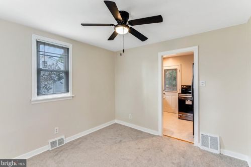 104 South Pl, New Castle DE  19720-2736 exterior