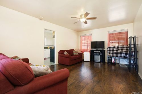 7862 Kingbee St, Downey CA  90242-3420 exterior