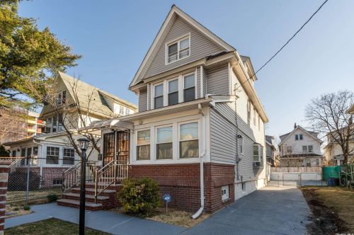 88-15 188th St, Jamaica, NY 11423-1063