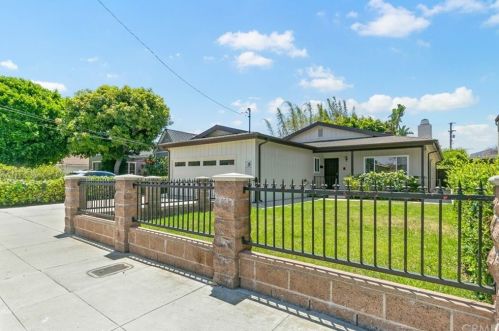 2106 Robinson St, Redondo Beach, CA 90278-2018