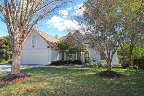 6716 Elkhart Ln, Knoxville, TN 37919-2600