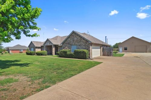 8300 Water Tower Rd, Fort Worth, TX 76179-5169