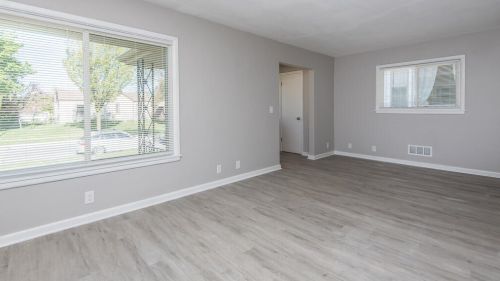 2376 77 St, Milwaukee WI 53219-2765 exterior